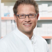 Dr. Lorenz Schmid *